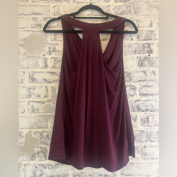 Banana Republic | Burgundy Cowl Neck Sleeveless Top - Picture 3 of 7
